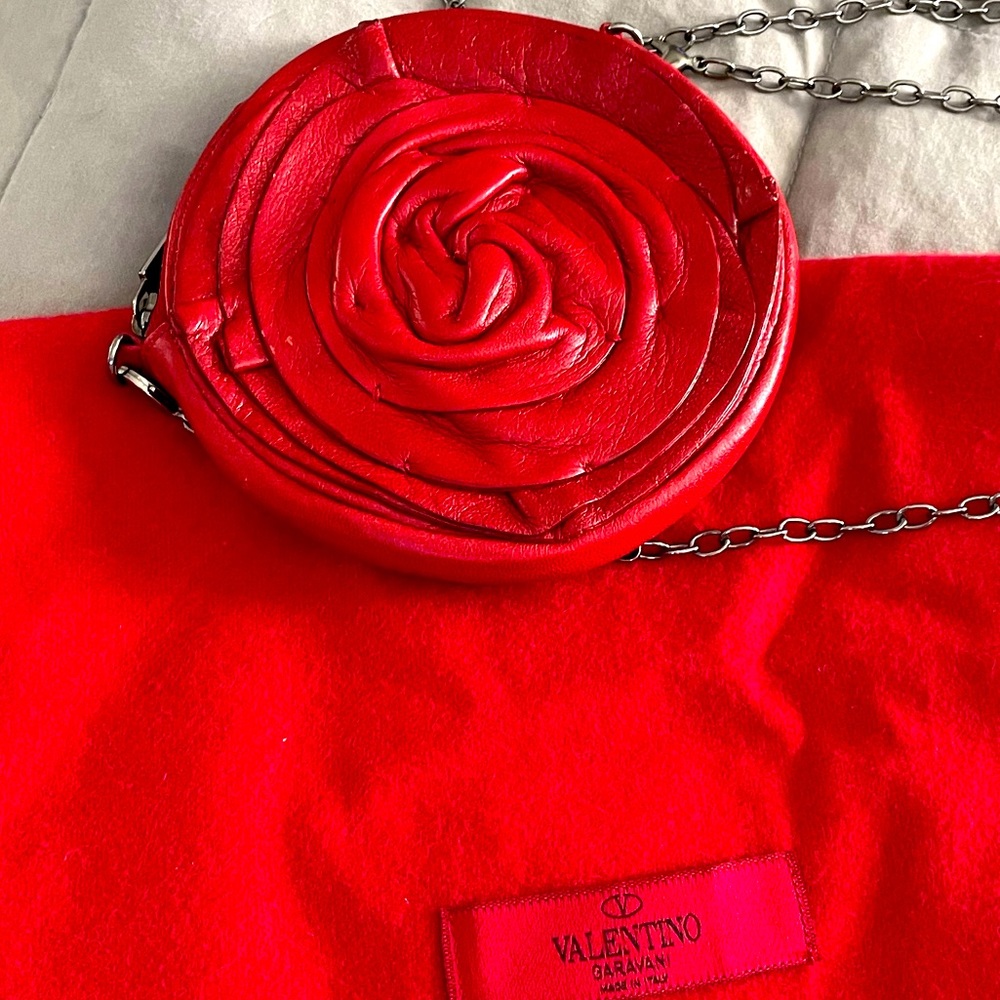 ‼️‼️SOLD‼️‼️ Authentic Valentino Petale Rosette Bag